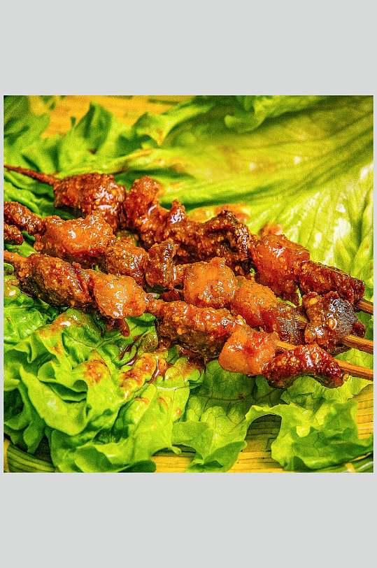 新鲜美味牛肉炸串美食图片