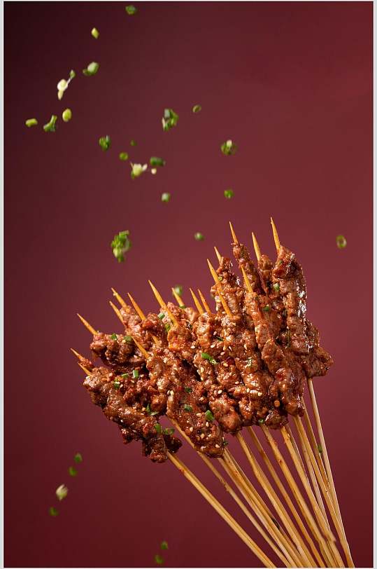 香辣美味牛肉炸串图片