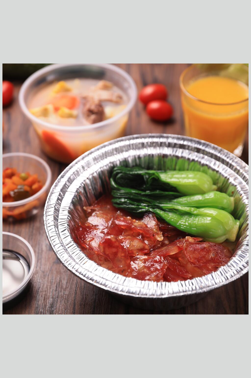 新鲜美味腊肠煲仔饭餐饮图片素材