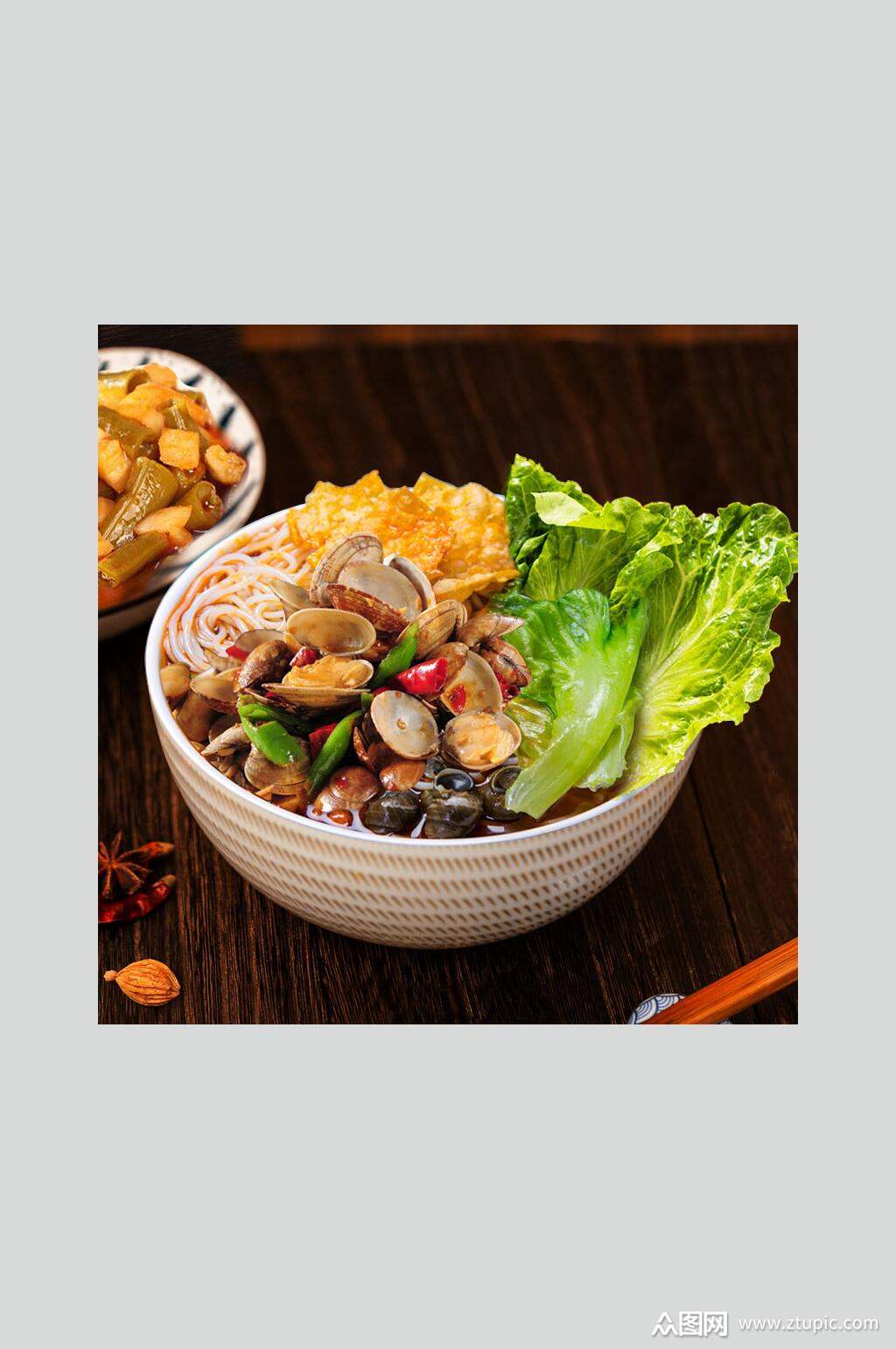 花甲螺蛳粉摄影图片