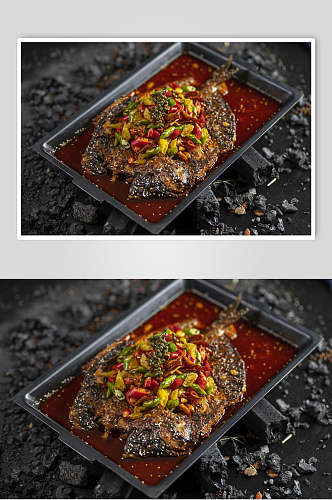 红油烤鱼摄影图片