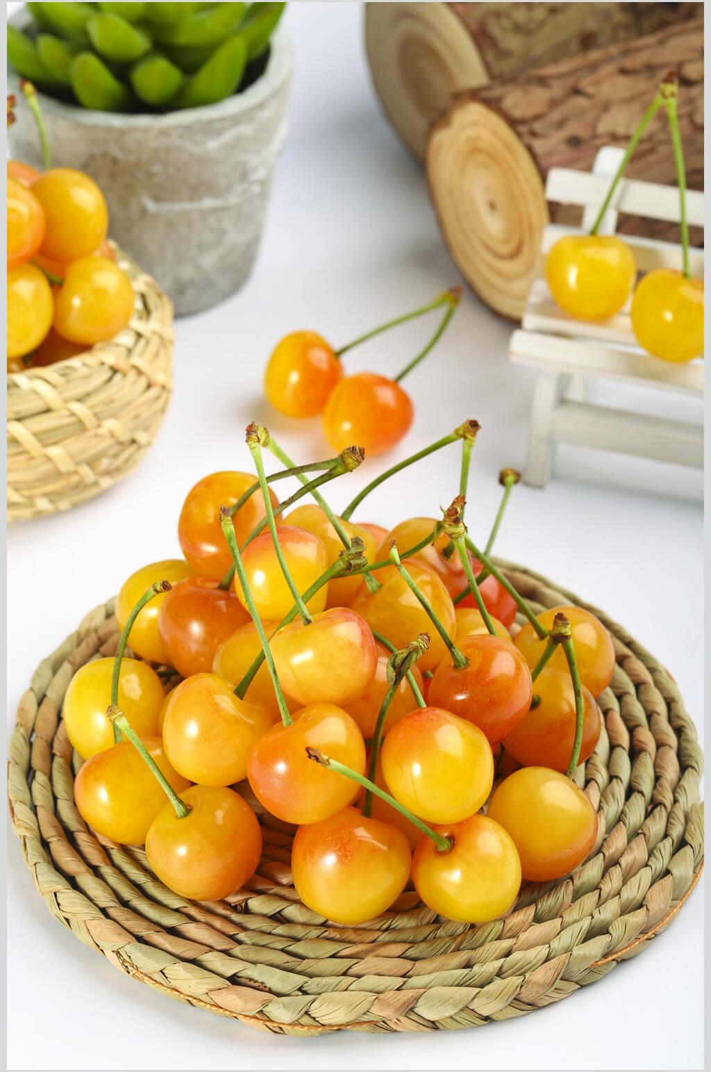 黄皮樱桃水果图片