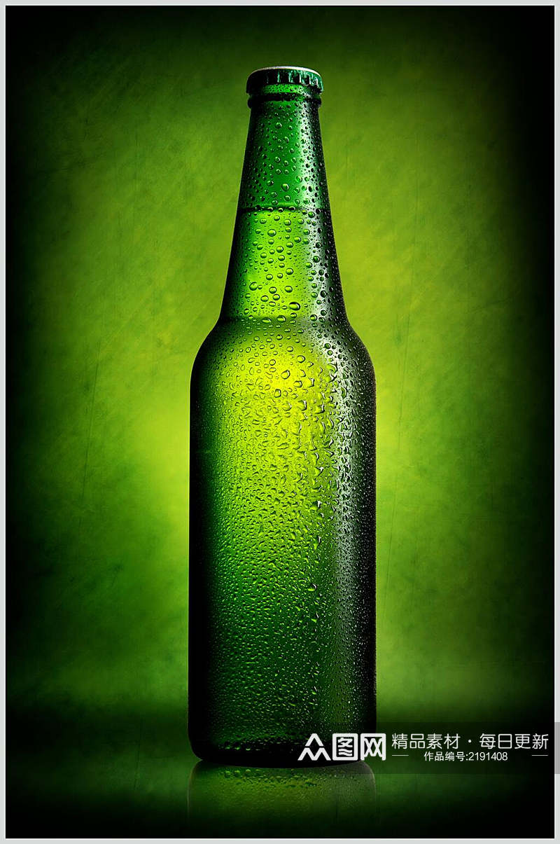 绿色冰镇啤酒饮料冷饮食物高清图片素材
