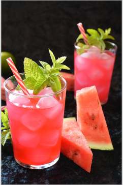 西瓜汁饮料冷饮食品图片