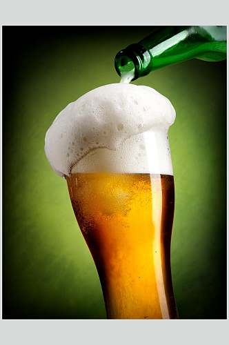 清新绿色啤酒饮品饮料冷饮食物高清图片