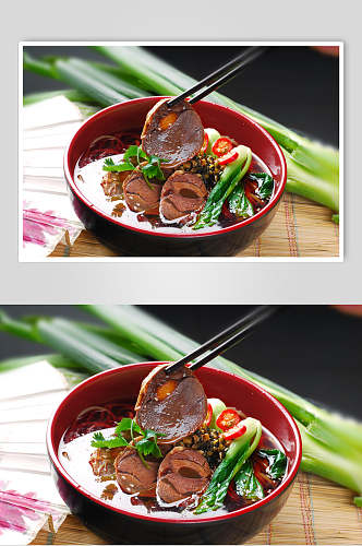 中式面食鲜椒牛肉面美食图片