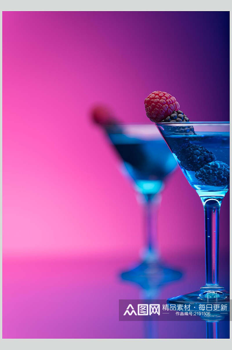 蓝紫色桑葚饮料冷饮高清图片素材