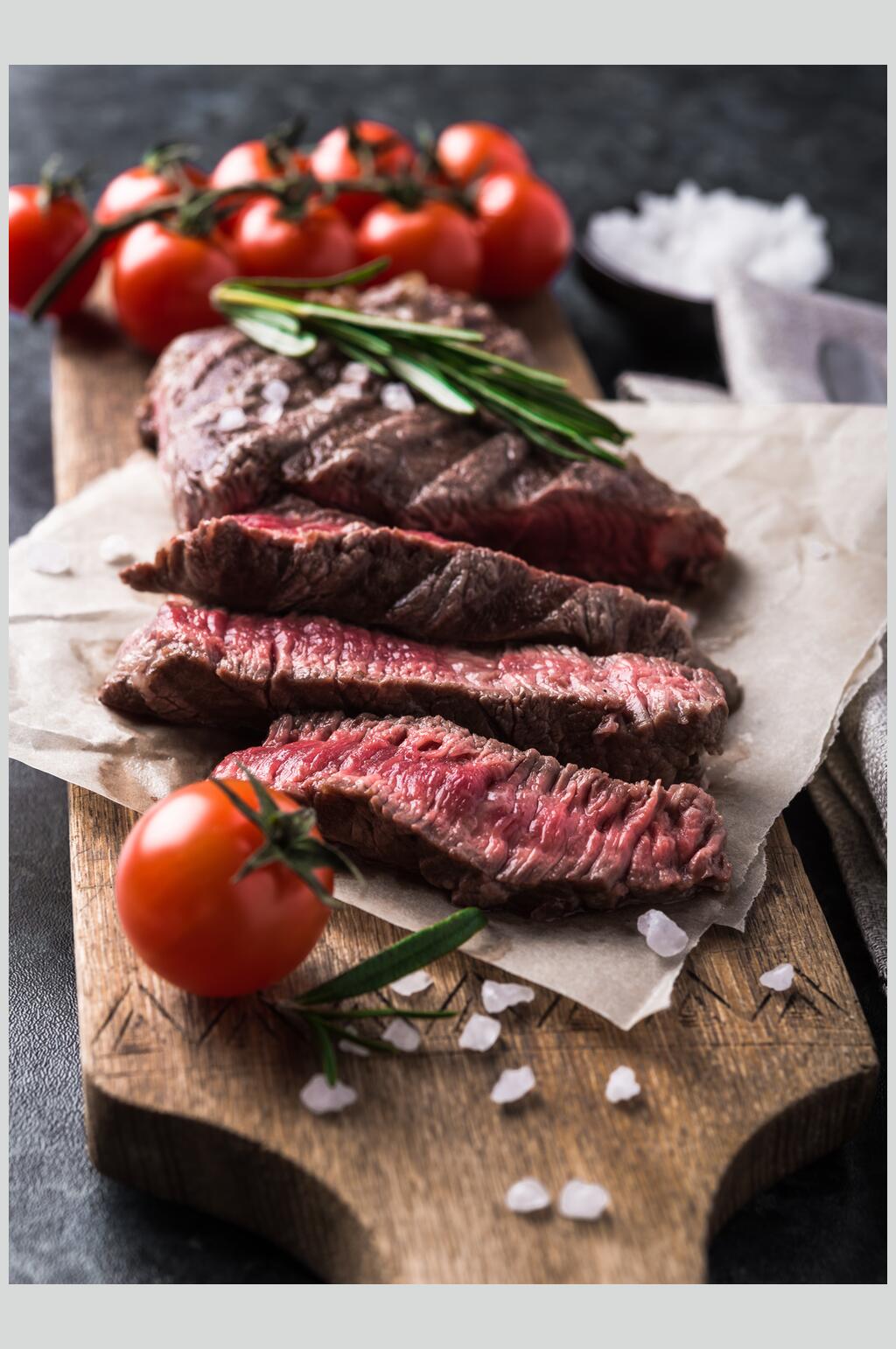 鲜嫩烤肉牛排美食图片素材