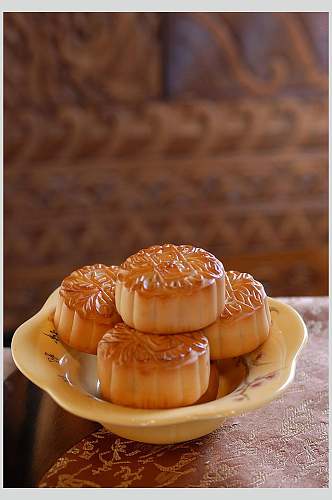 传统美食月饼食品摄影图片
