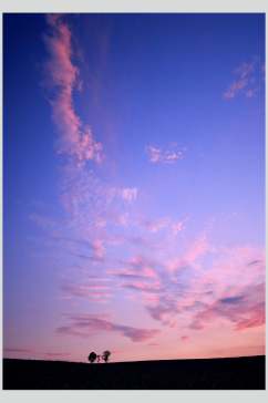 天空红云摄影图