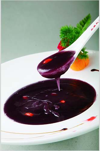 杞子紫薯食物摄影图片