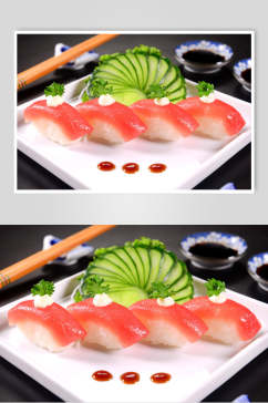 青瓜刺身寿司日韩料理餐饮图片