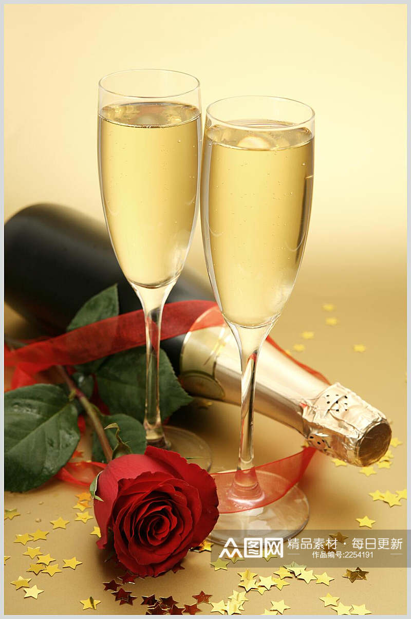 浪漫玫瑰红香槟高脚杯高清图片素材