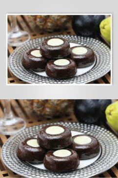 创意巧克力月饼食品高清图片