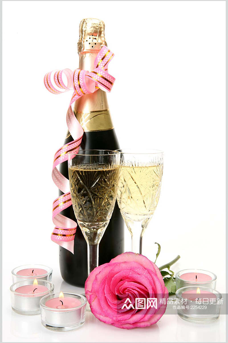 浪漫玫瑰红蜡烛香槟高脚杯高清图片素材