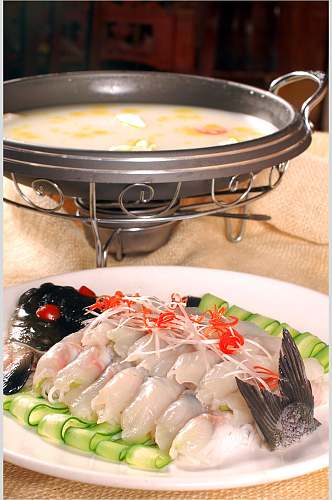浓汤桂鱼食物高清图片