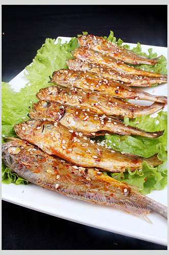烤黄花鱼食物高清图片