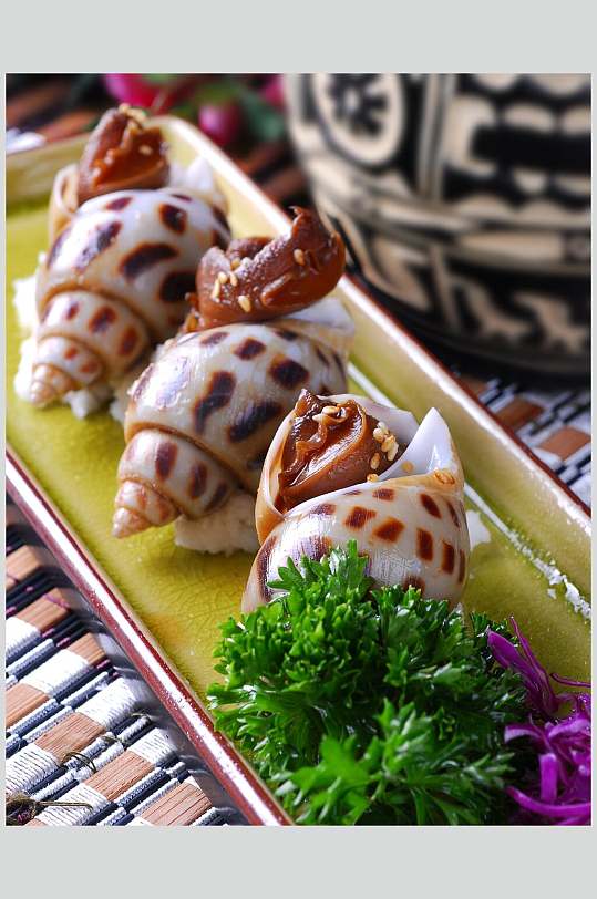 新鲜凤螺矶煮图片-众图网