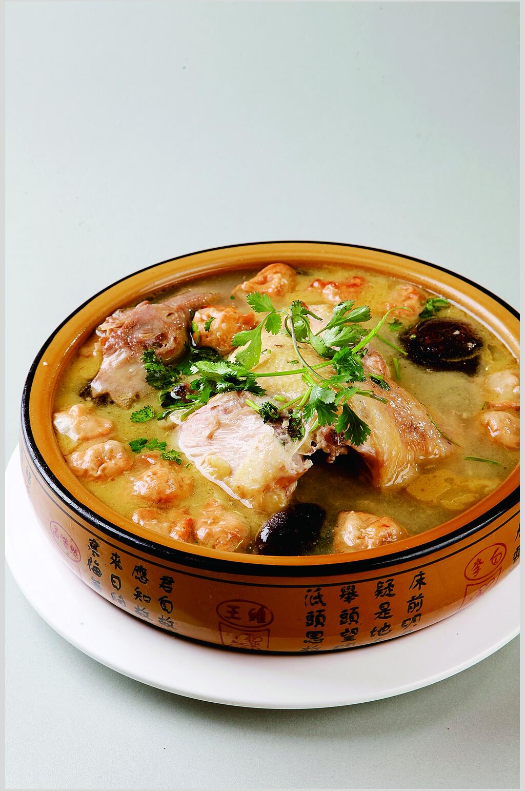 小鸡炖水饺图片素材