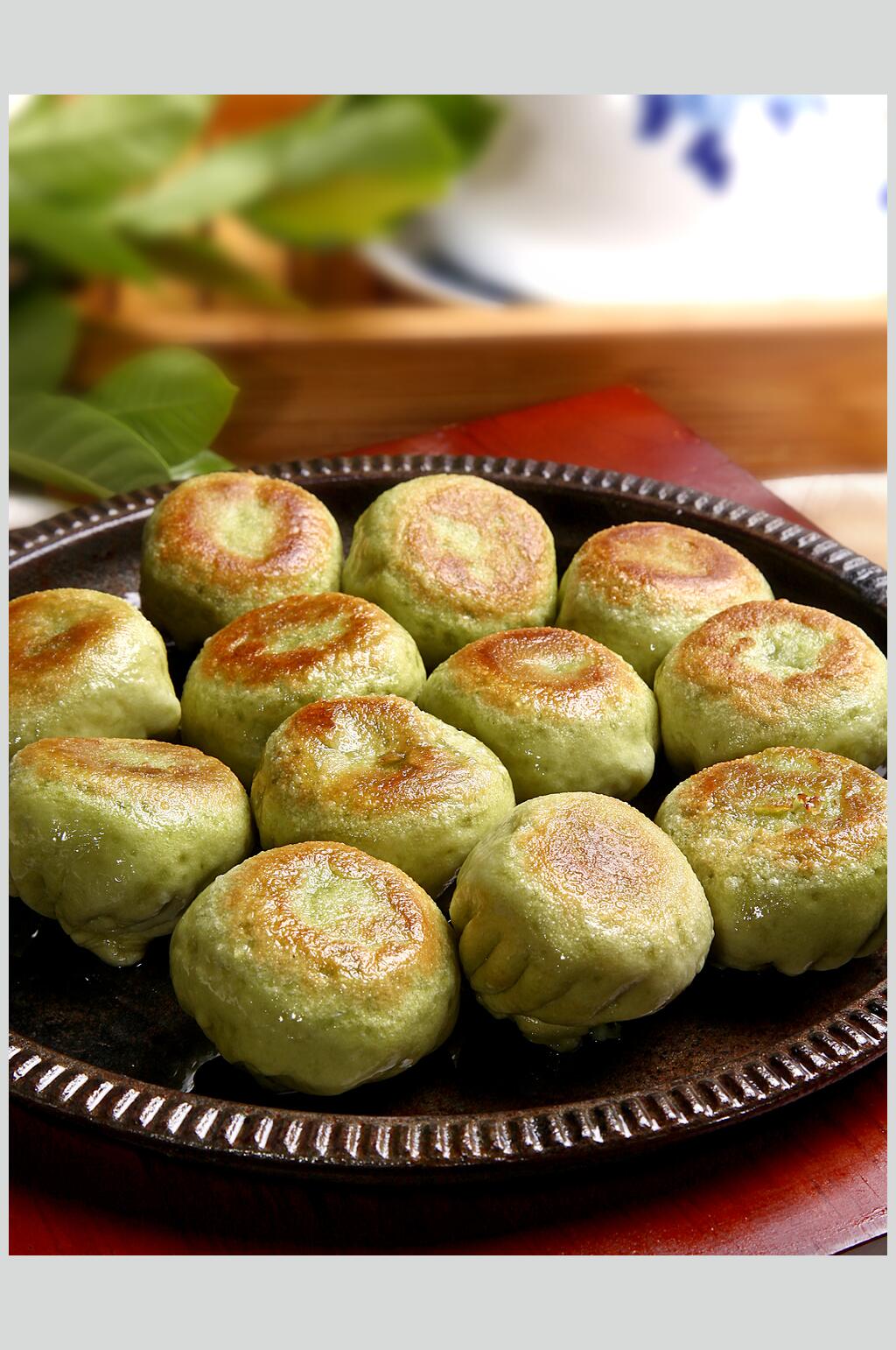 翡翠煎包打半打食物高清图片素材