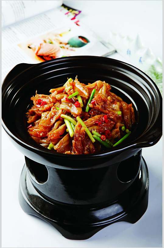 砂锅去骨鸭掌食品图片