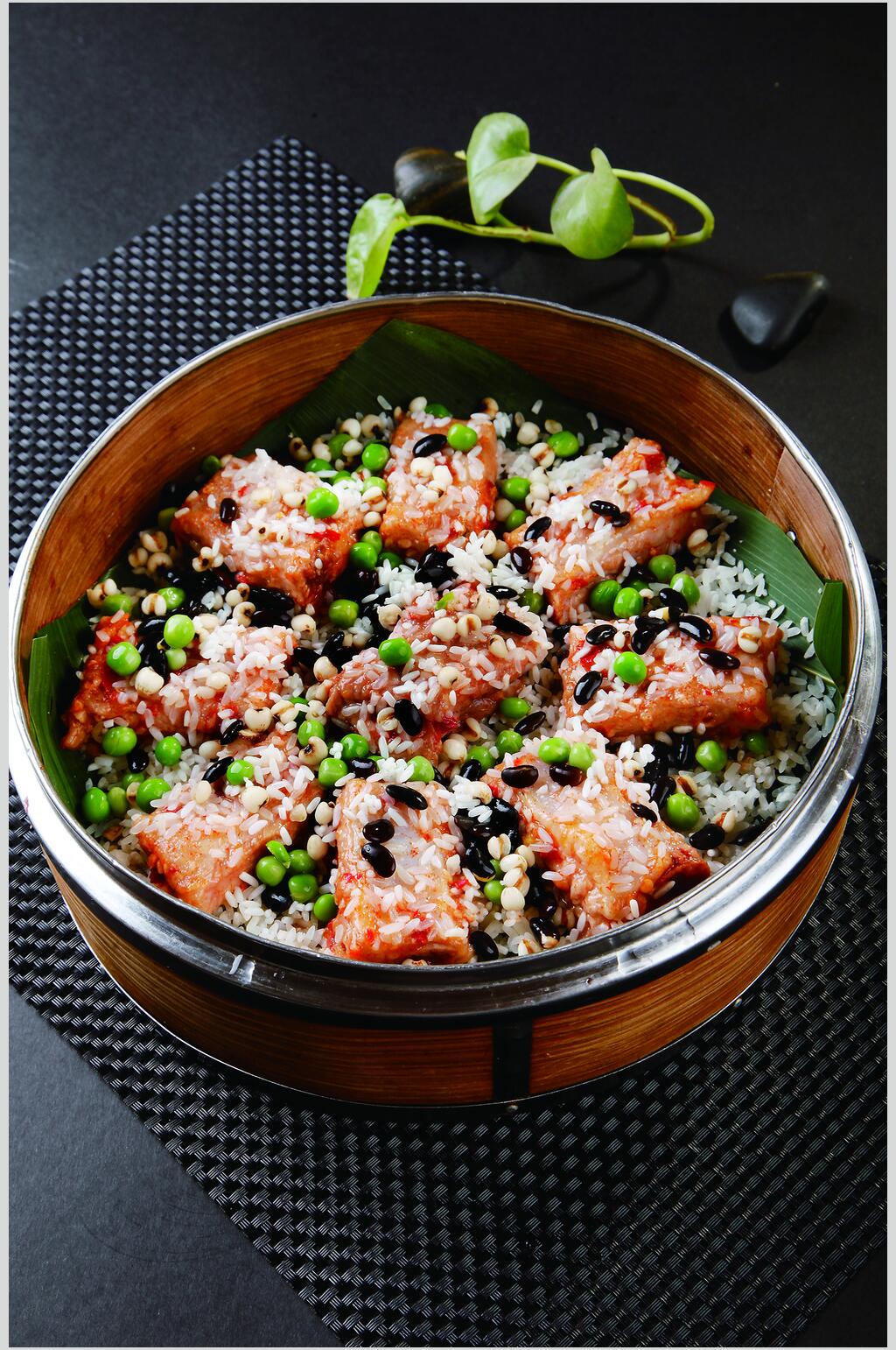 五谷杂粮蒸排骨食物图片素材