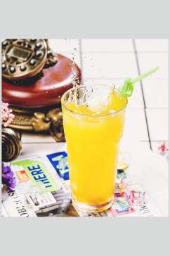 创意夏日橙汁饮品奶茶摄影图