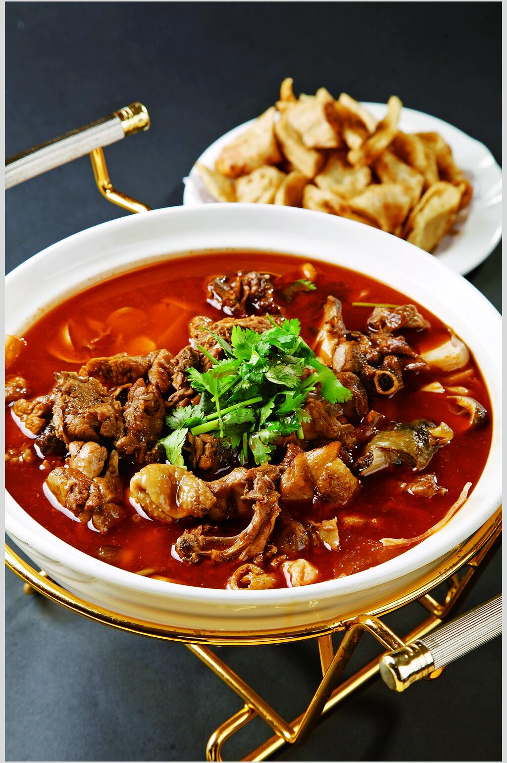 农场柴鸡泡馍图片素材