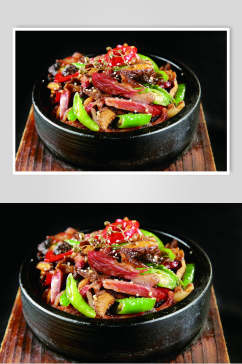 特色石锅酱肉香菇食品摄影图片