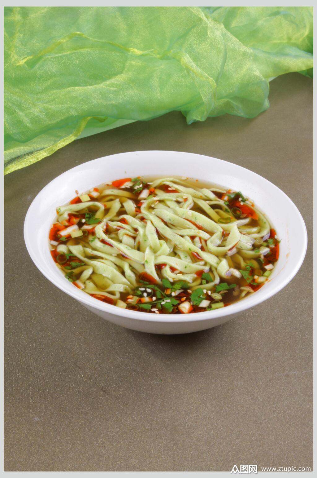 特色酸汤菠菜面摄影图片素材