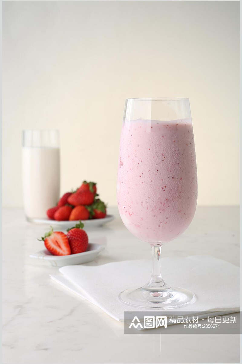 夏日饮品草莓奶昔奶茶摄影图素材