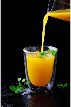 夏日新鲜橙汁饮品奶茶摄影图