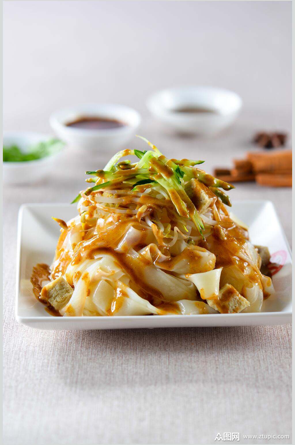 凉皮食品摄影图片