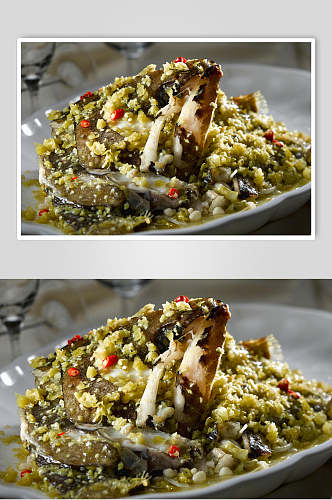 剁椒蒸碟鱼头一只食品菜摄影图片