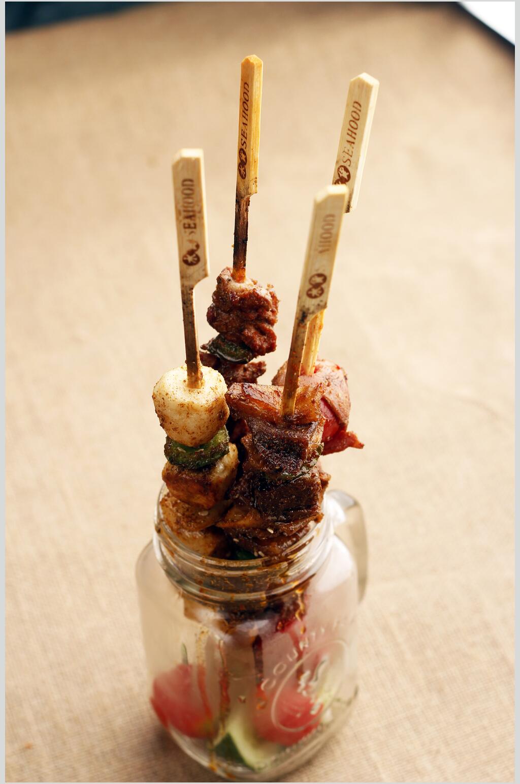鲜香美味串烧拼盘图片素材