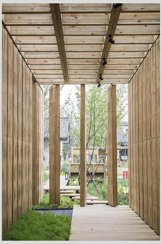 花间堂杭州酒店木质感走廊图片