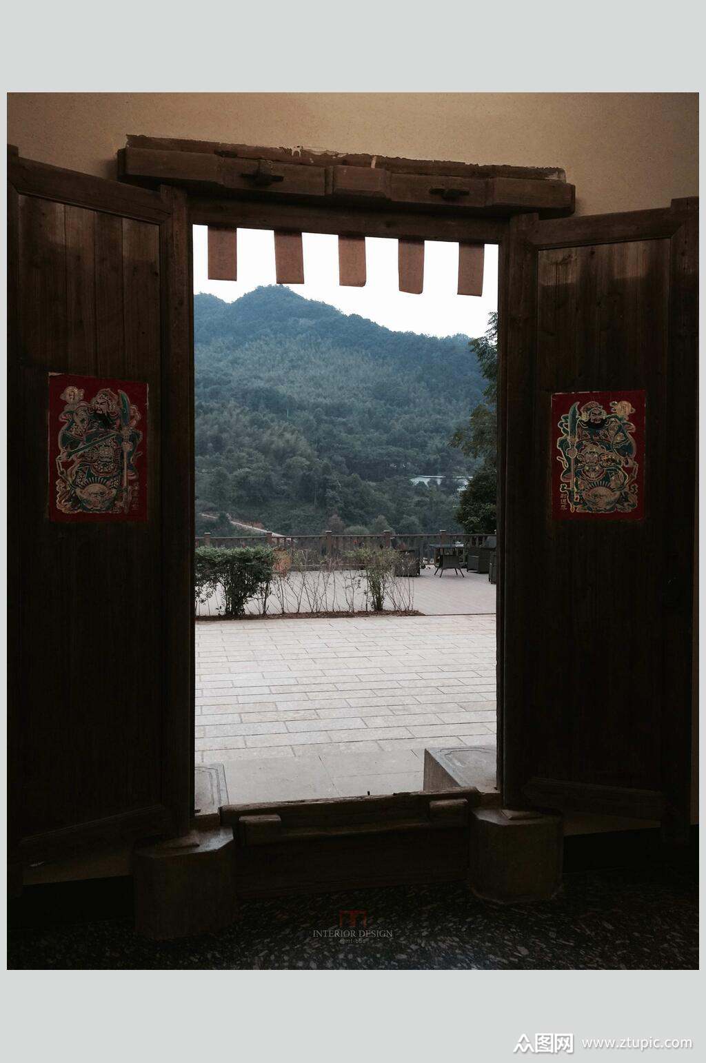 民宿大门外摄影图片素材