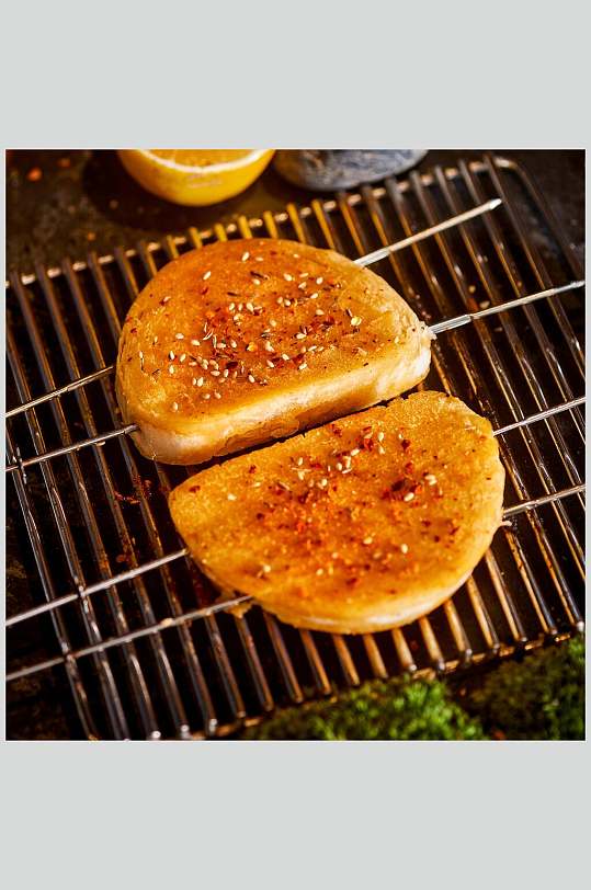 香辣烤馒头片图片食物高清图片