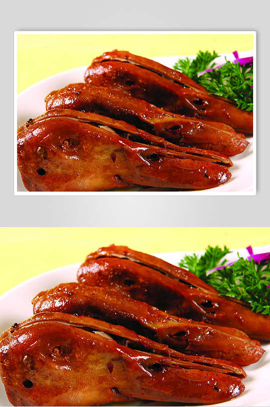香浓美味麻辣鸭脖鸭头鸭舌摄影图