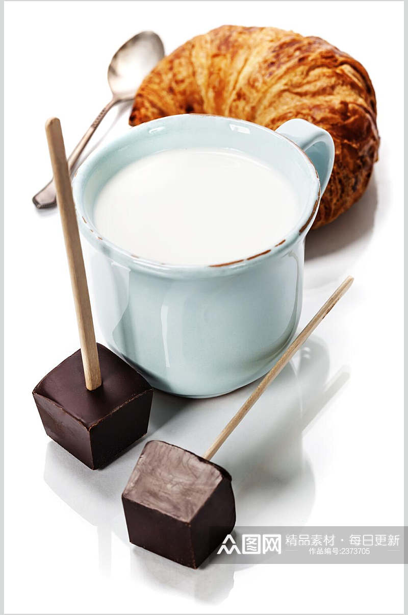 美味创意面包纯白新鲜牛奶摄影图素材