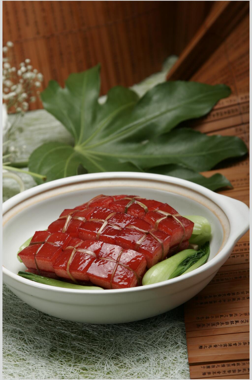秘制家常菜红烧肉摄影图素材