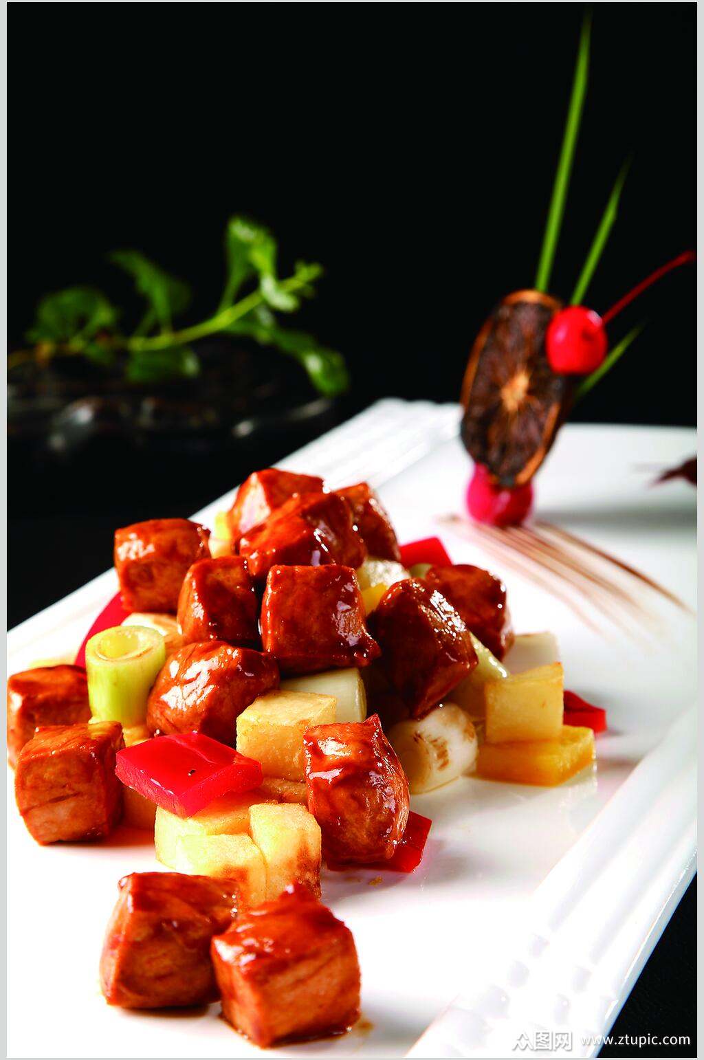 下载,本作品是由小红1210上传的原创免抠元素素材,适用于摄影图设计