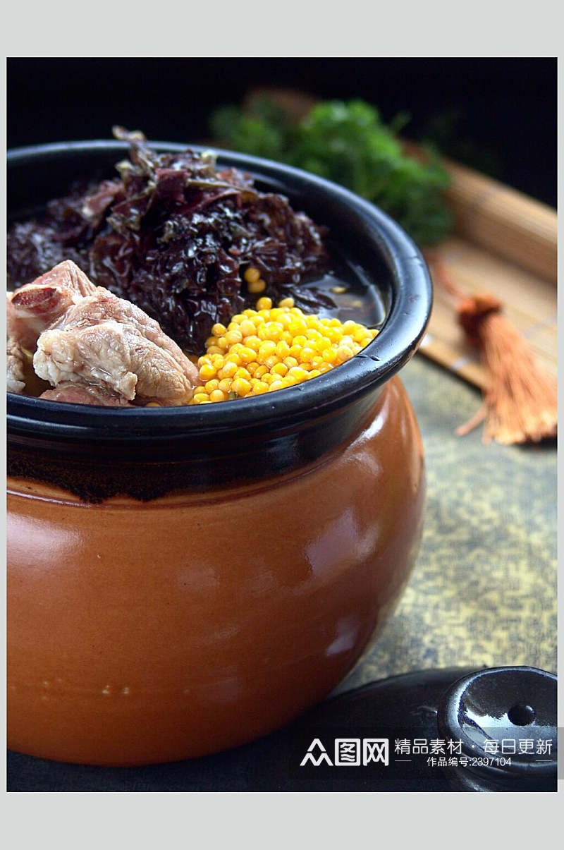 汤绿豆紫菜排骨汤食物高清图片素材