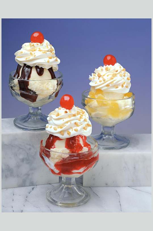 冷饮冰淇淋鲜果饮品食物图片