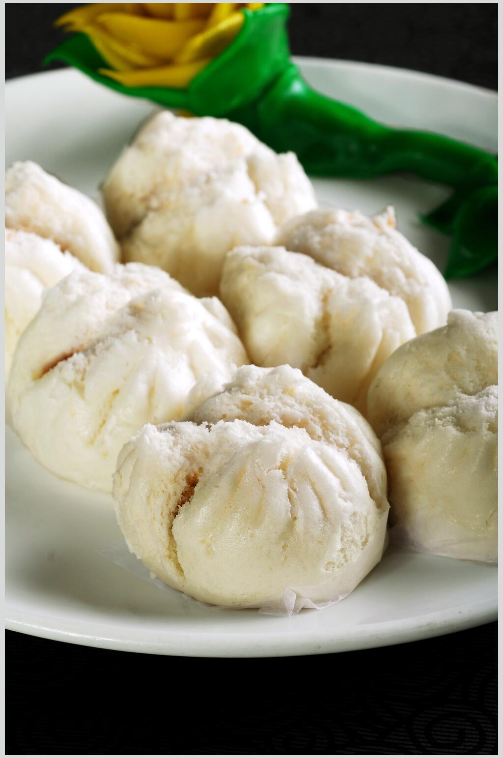 小吃蜜汁叉烧包食品摄影图片素材
