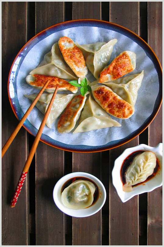 煎饺食品美食甜品摄影图