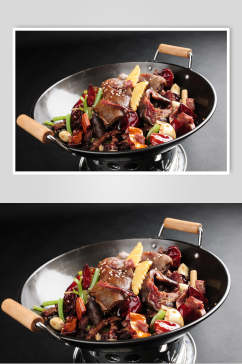 特色干锅牛肉食物图片