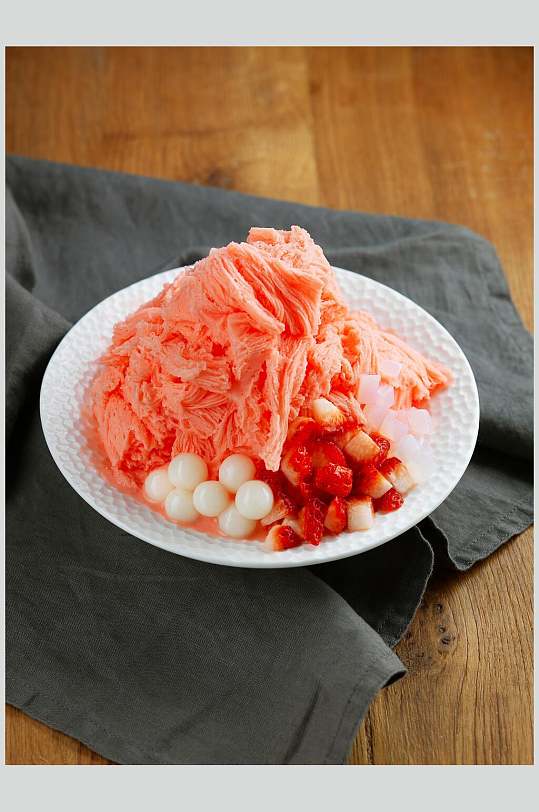 新鲜美味绵绵冰食品高清图片