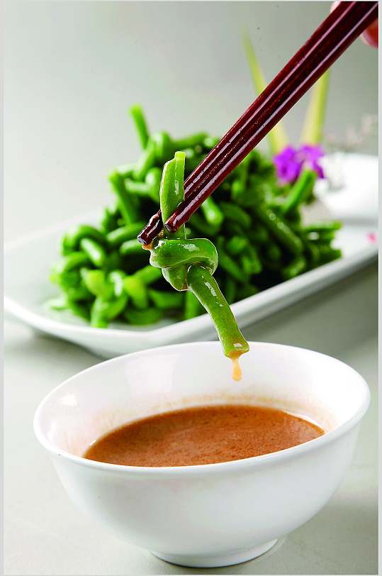 鲜香美味蔬菜麻酱豆角食物高清图片