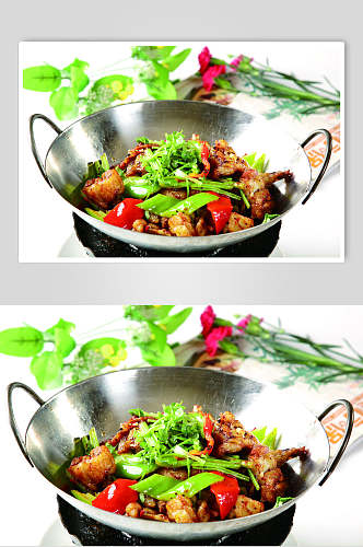 荤菜干锅蛙食物摄影图片